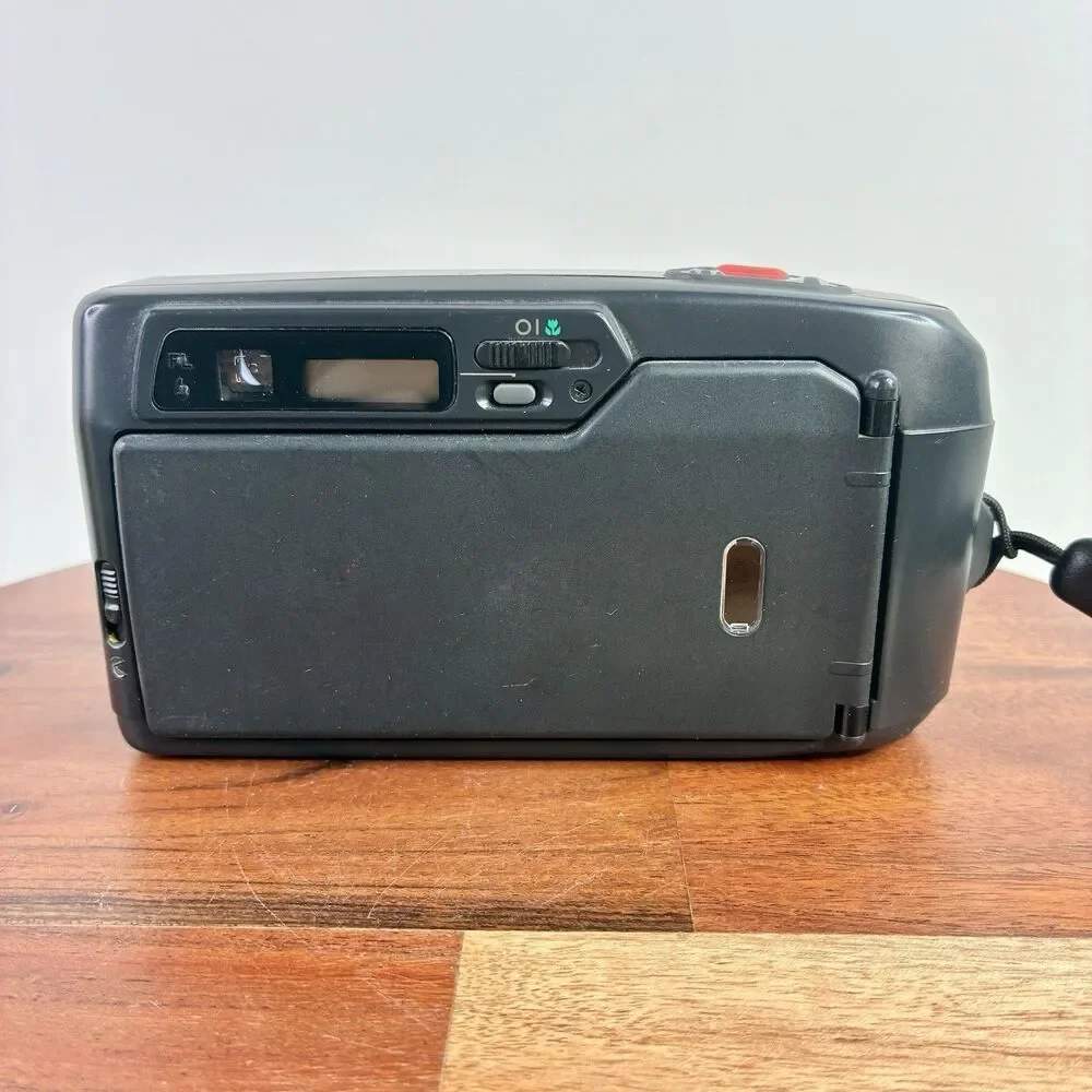 Pentax IQZoom 60 35mm Film Camera Autofocus Zoom Point & Shoot Untested *READ*
